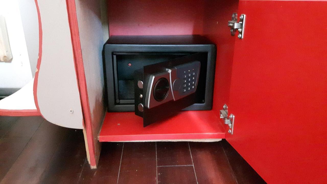 Botel La Vecchia 多勒 外观 照片